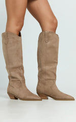 Billini - Helix Boots in Fawn Suede