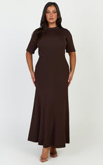 Lanie Midi Dress - Knitted Crew Neck Short Sleeve Dress in Chocolate