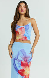 Lilly Top - Scoop Neck Cami Top in Electric Orchid