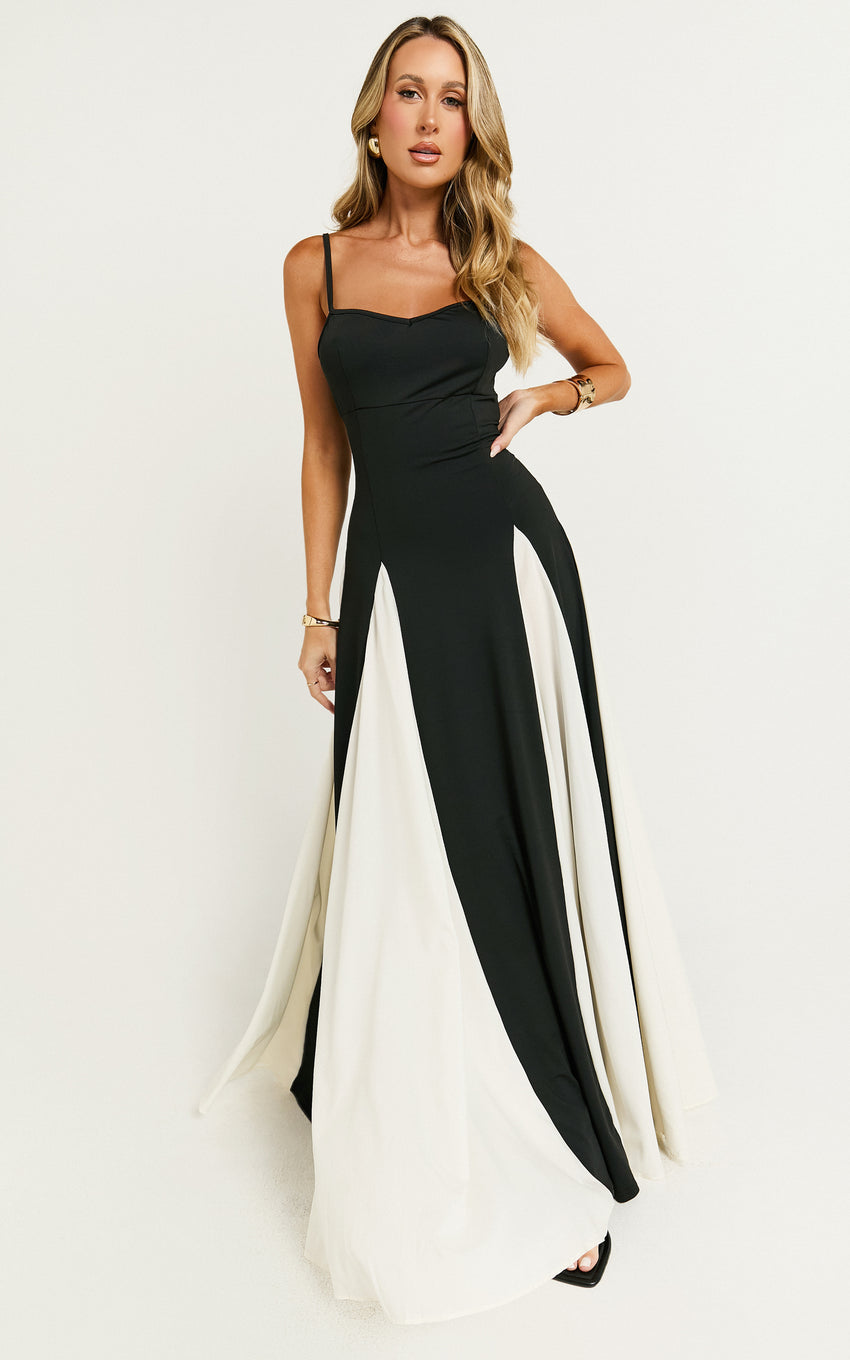 Rima Maxi Dress - Contrast Detail A-line Maxi Dress in Black