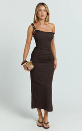 Tilly Midi Dress - Stretch Fitted Shoulder Trim Side Split Dress in Chocolate
