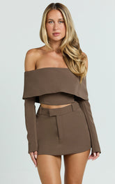 Ursula Top - Long Sleeve Off Shoulder Cropped Top in Mocha