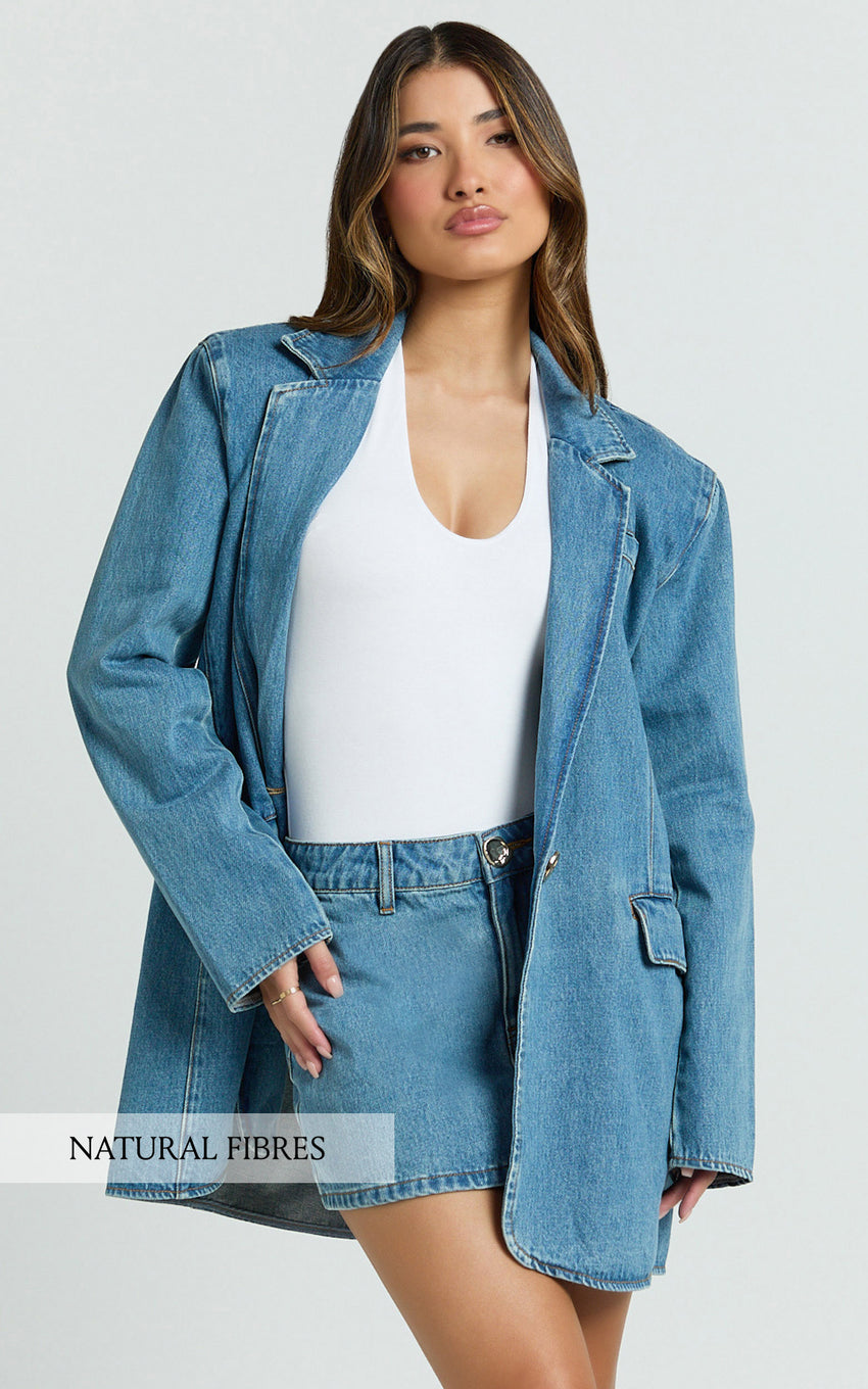 Fabia Jacket - Denim Oversized Blazer in Light Blue Wash