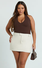 Farrow Mini Skirt - Tailored Linen Skirt in Natural