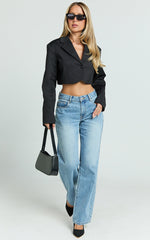 Florence Jacket - Boxy Cropped Blazer in Black