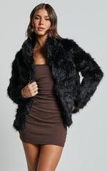 Lioness - Bada Bing Faux Fur in Onyx