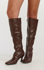 Verali - Imogen Boots in Chocolate